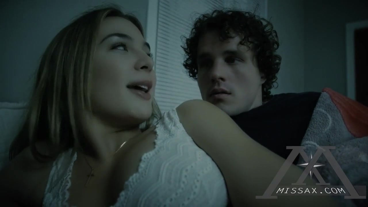 Секс видео: Oh no! CLOSE UP - Perfect pussy gets impregnated 4k - He came too early